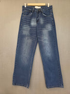 Classic Straight Fit Jeans - Washed Blue