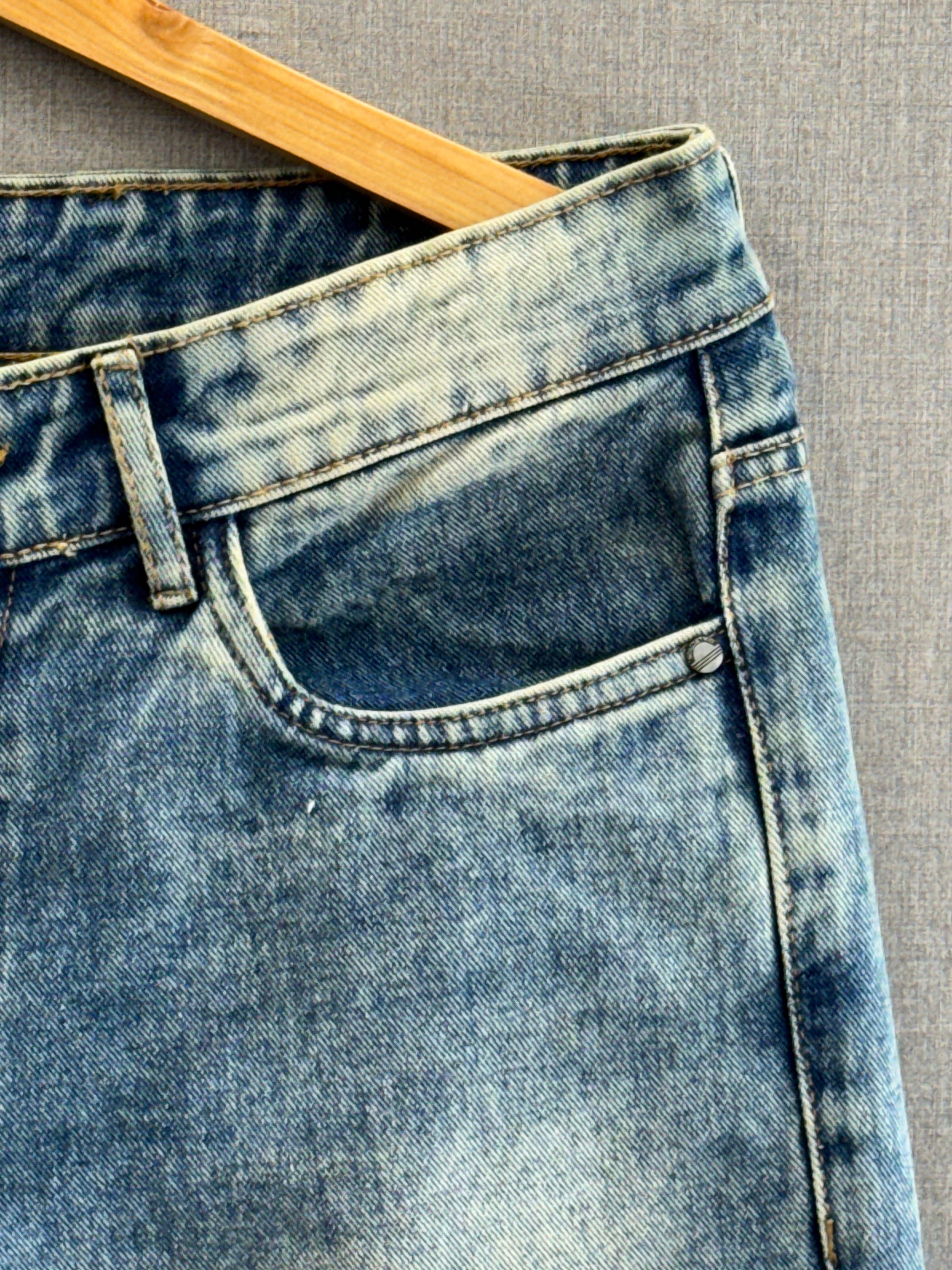 Vintage Blue Washed Straight Fit Jeans