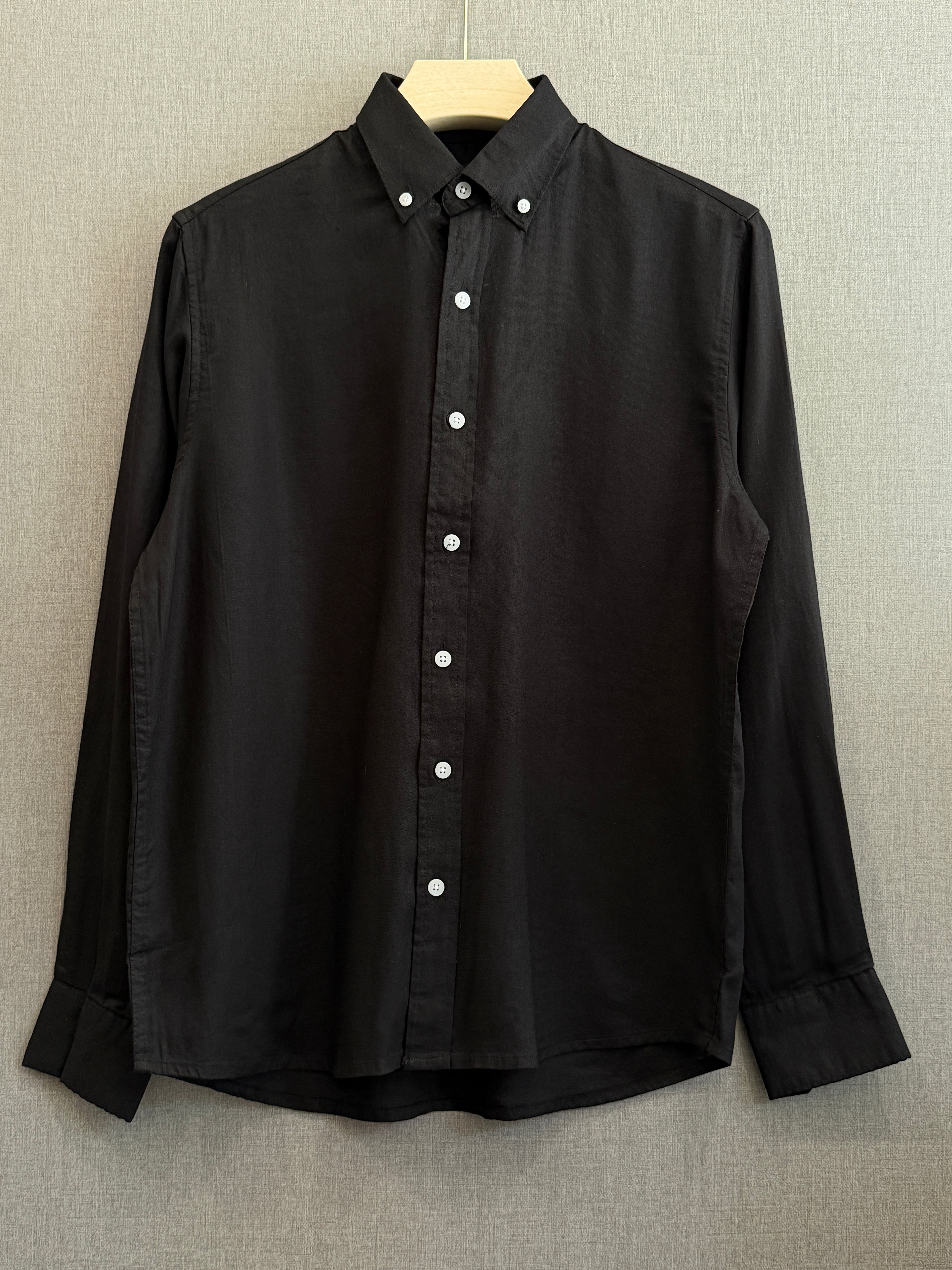 Auraa Linen Shirt – Jet Black