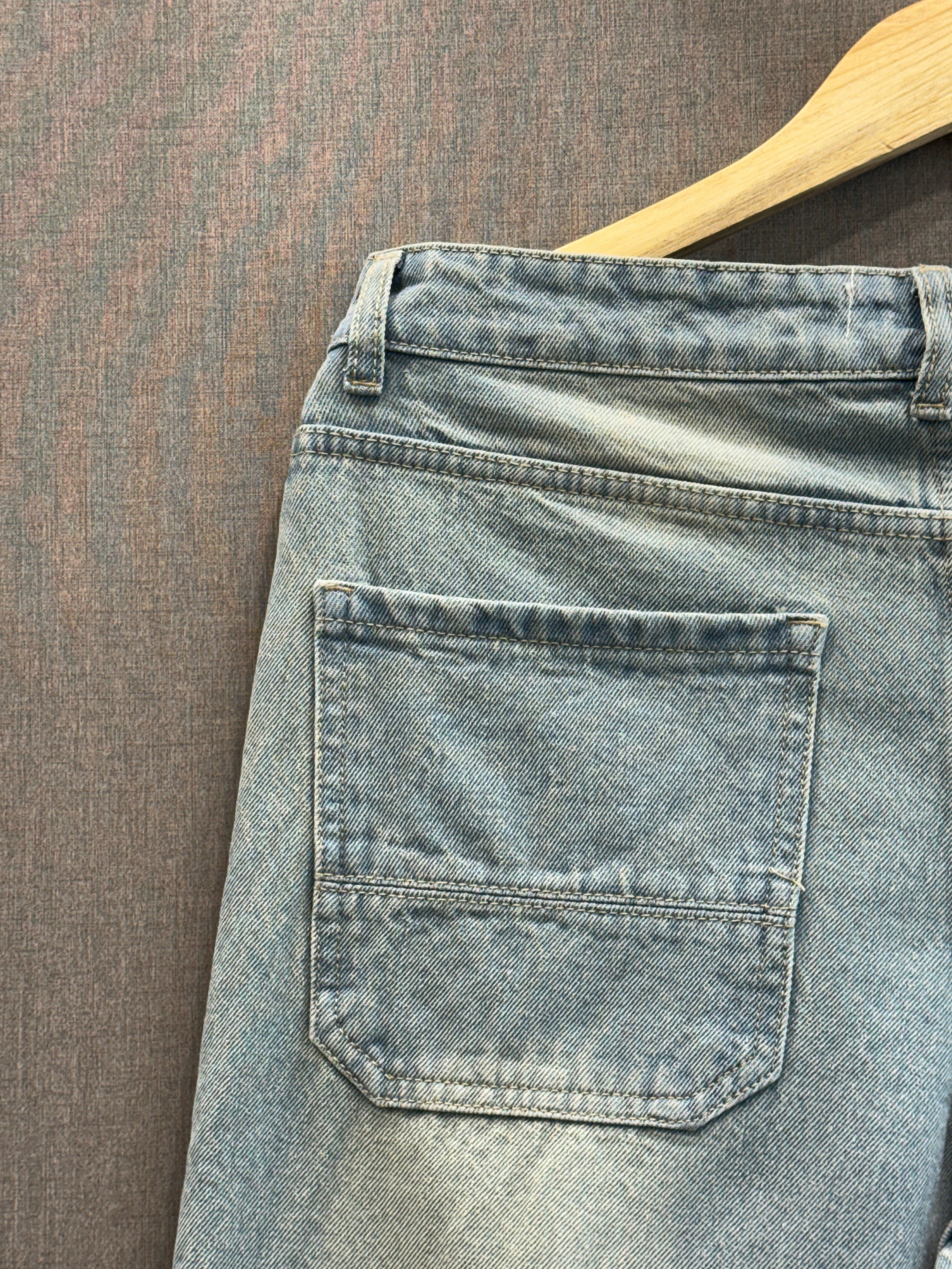 Vintage Straight Fit Jeans 1 - Light Blue