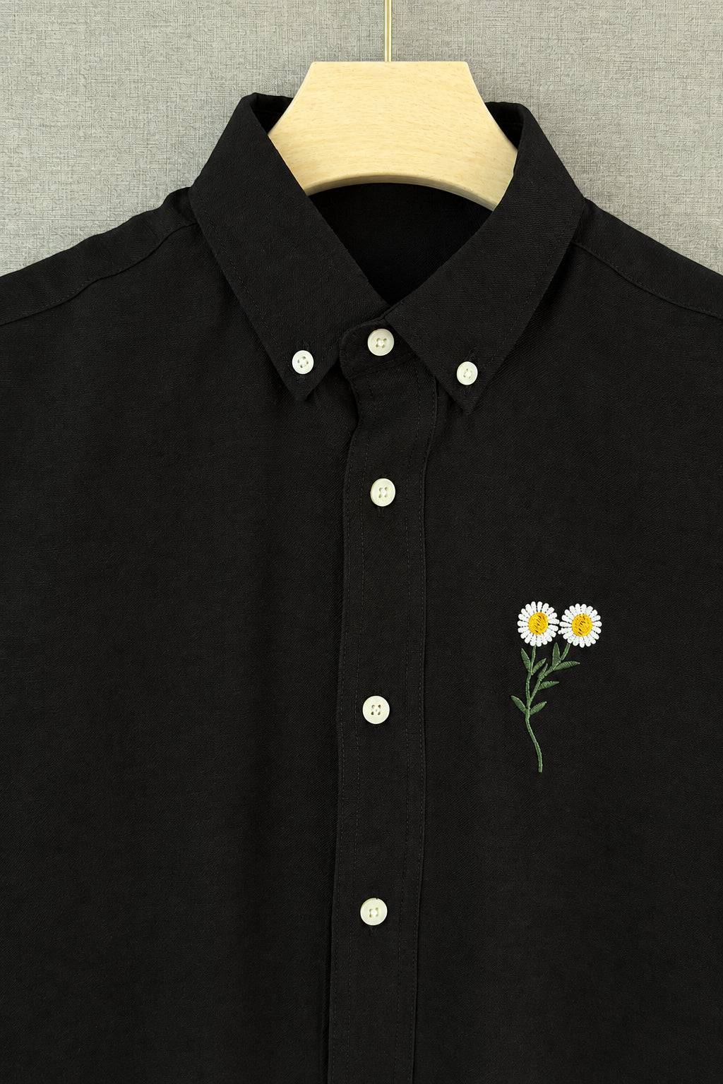 Daisy Embroidered Shirt - Black